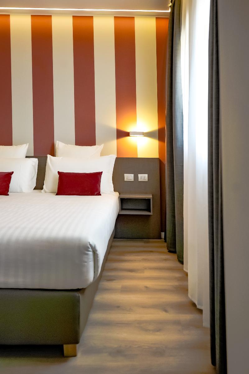 Sleep Tide Suites Mailand Exterior foto
